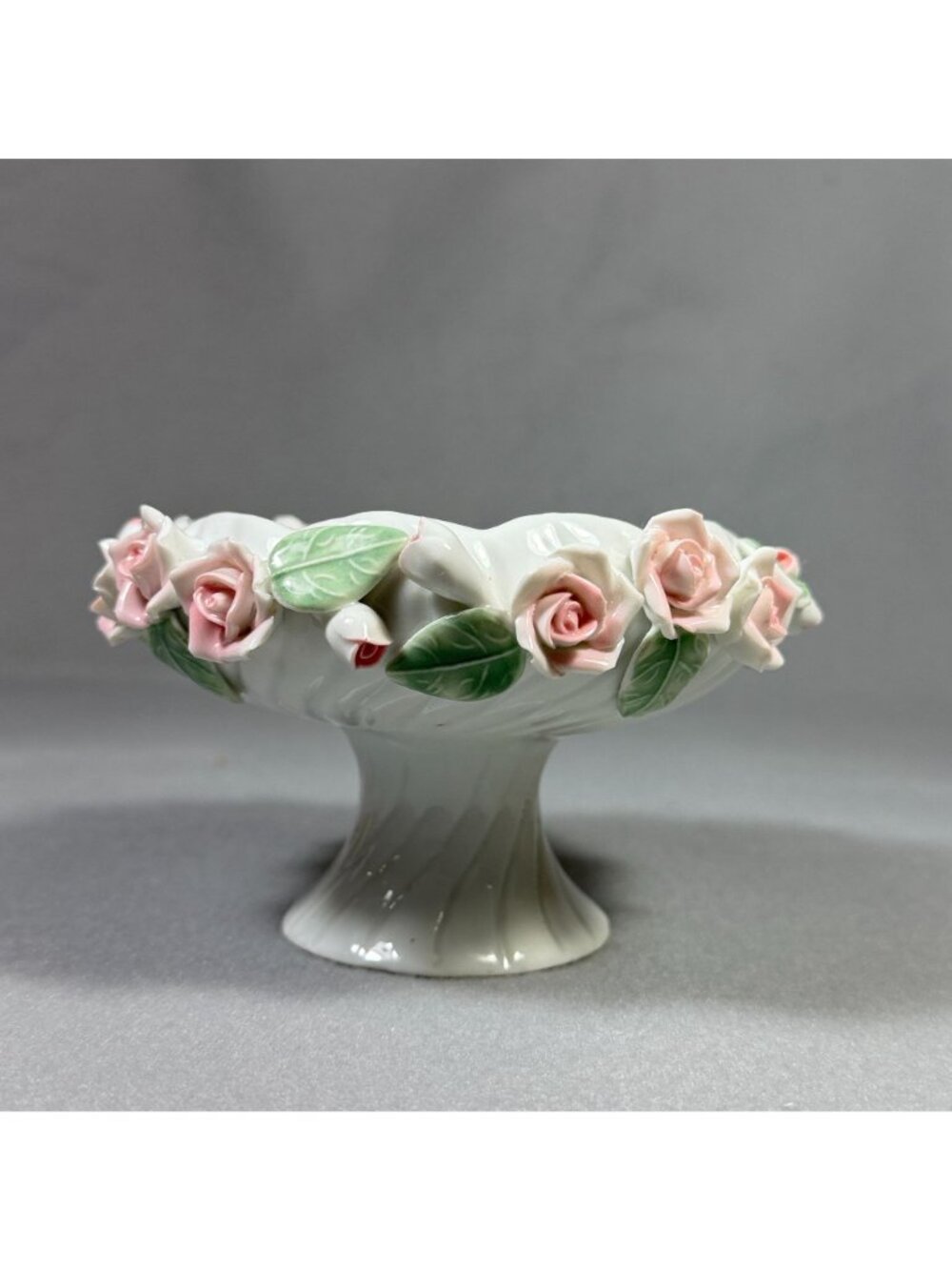 Vintage Encrusted Porcelain Rose Pedestal Bowl Capodimonte Style Candy Dish - Picture 10 of 11